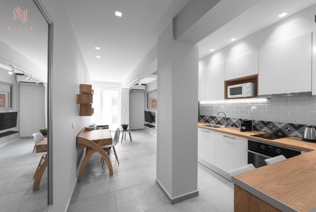 Big Apple, Nilie Hospitality Mgmt Apartment Солун Екстериор снимка